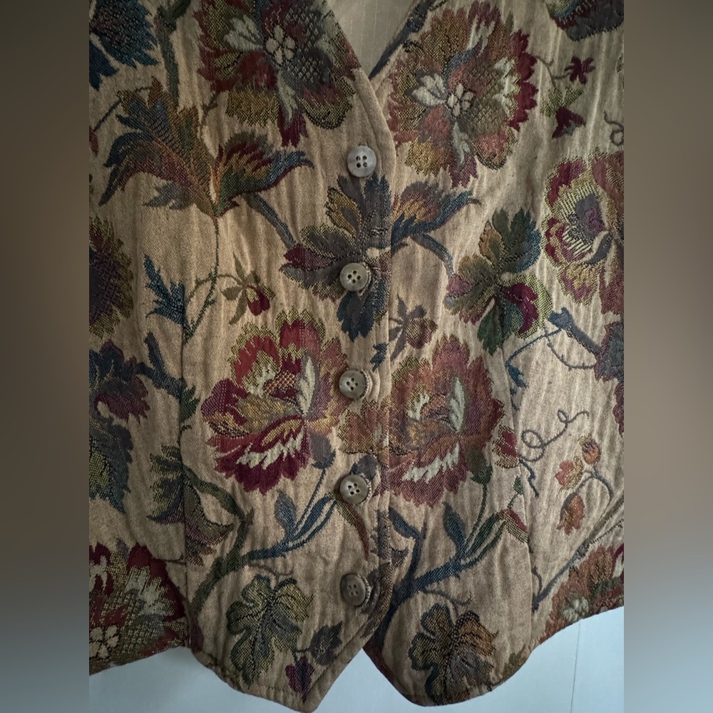 Sold - Picture 4 of 6